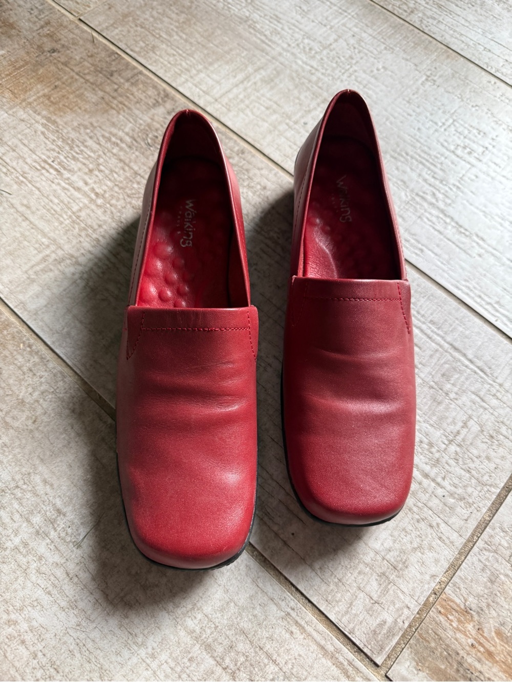 Women's Red Walking Cradles Slip-On Shoes